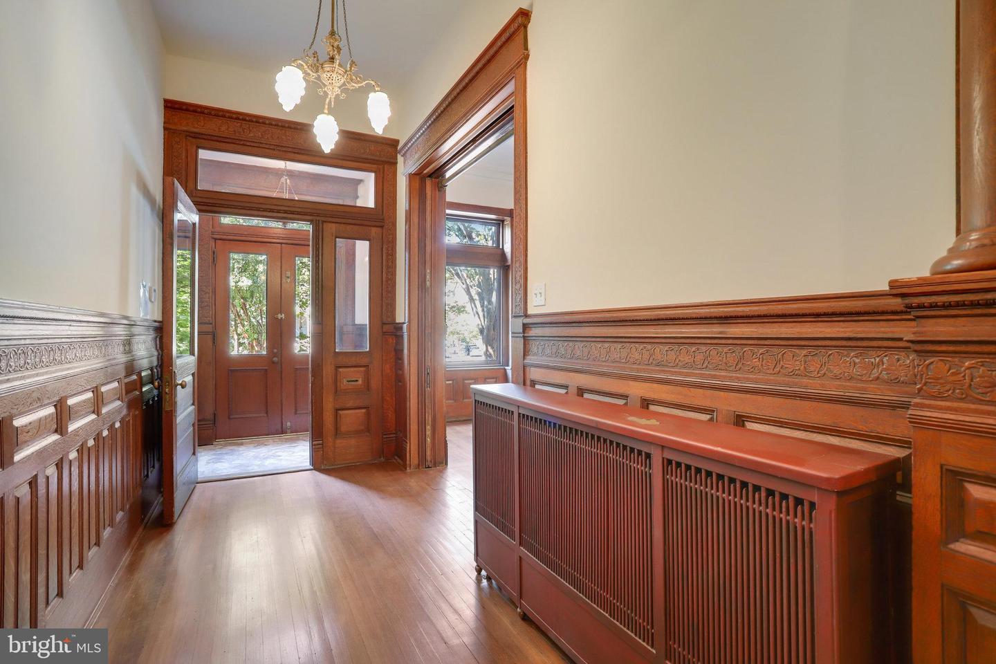 1633 16TH ST NW, WASHINGTON, District Of Columbia 20009, 12 Bedrooms Bedrooms, ,10 BathroomsBathrooms,Residential,For sale,1633 16TH ST NW,DCDC2222596 MLS # DCDC2222596