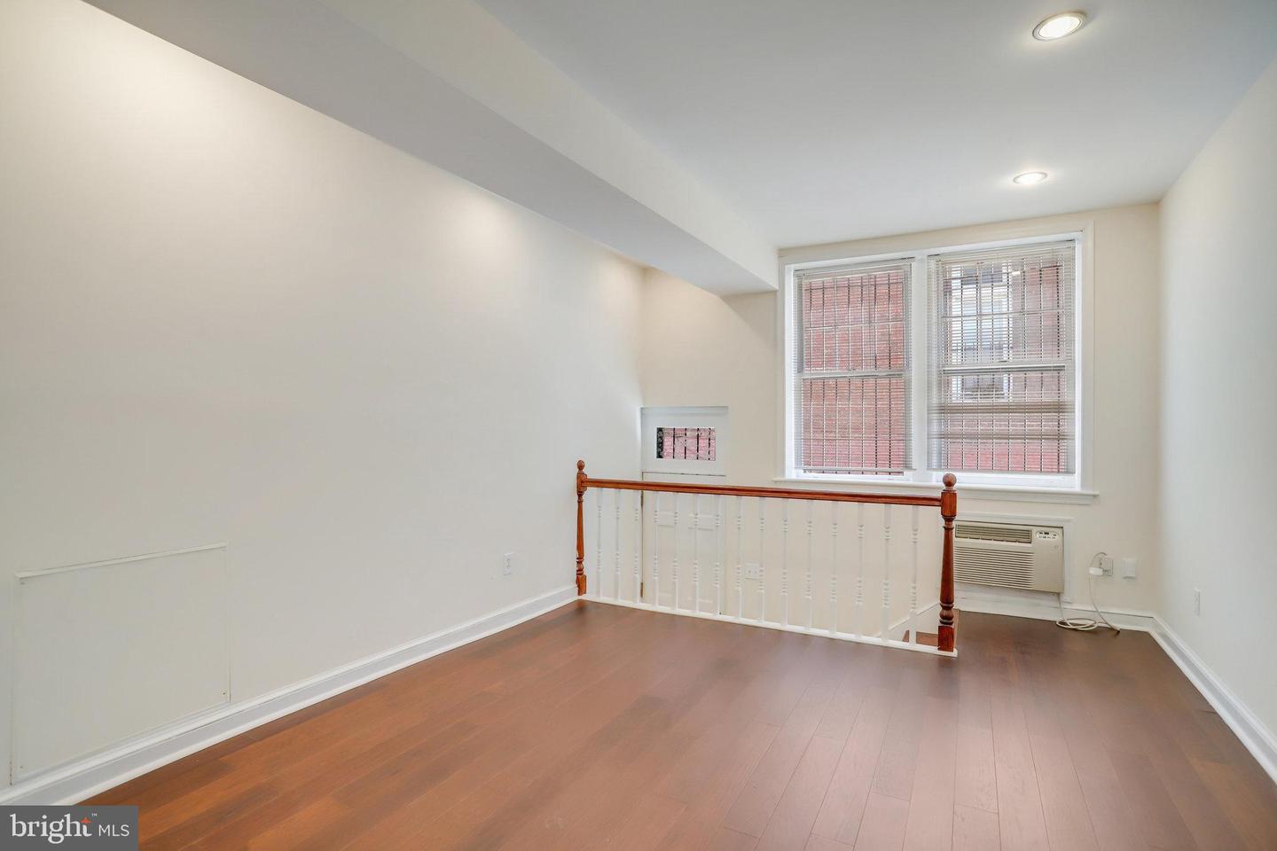 1633 16TH ST NW, WASHINGTON, District Of Columbia 20009, 12 Bedrooms Bedrooms, ,10 BathroomsBathrooms,Residential,For sale,1633 16TH ST NW,DCDC2222596 MLS # DCDC2222596