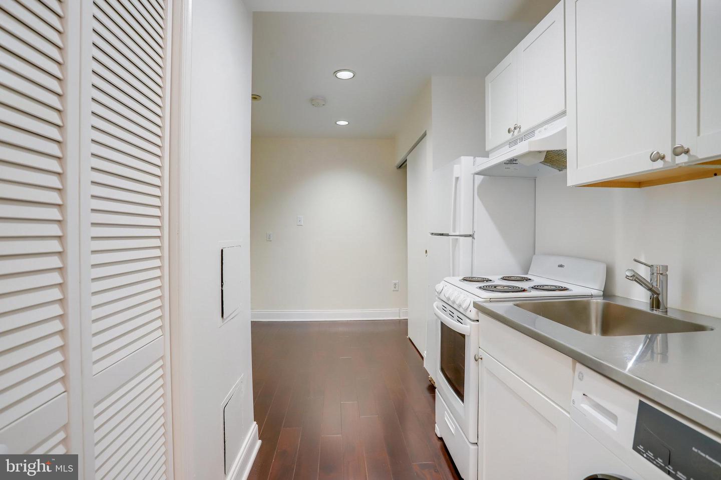 1633 16TH ST NW, WASHINGTON, District Of Columbia 20009, 12 Bedrooms Bedrooms, ,10 BathroomsBathrooms,Residential,For sale,1633 16TH ST NW,DCDC2222596 MLS # DCDC2222596