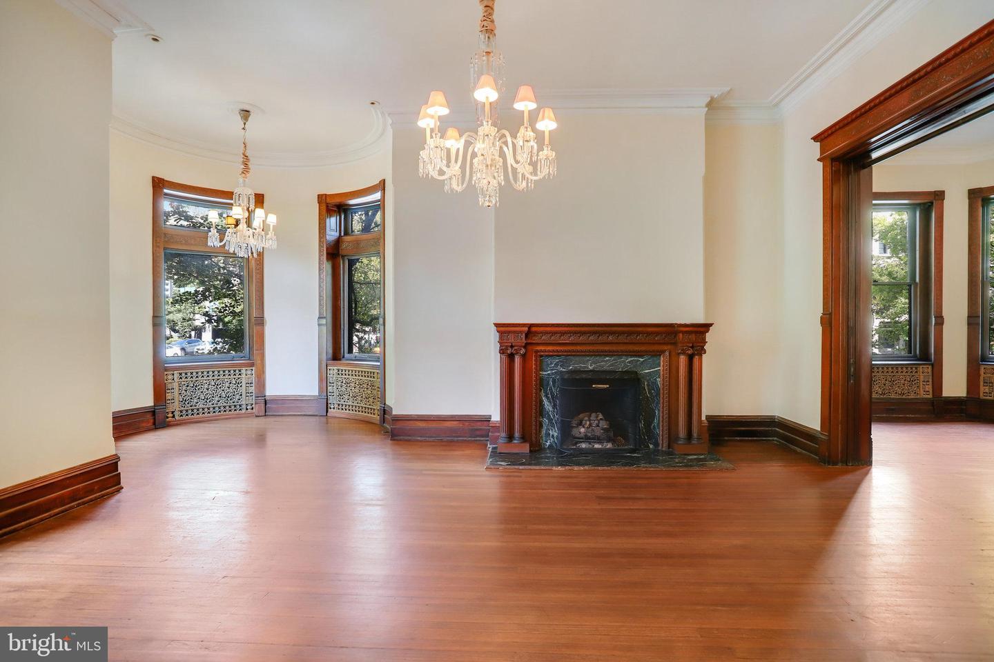 1633 16TH ST NW, WASHINGTON, District Of Columbia 20009, 12 Bedrooms Bedrooms, ,10 BathroomsBathrooms,Residential,For sale,1633 16TH ST NW,DCDC2222596 MLS # DCDC2222596