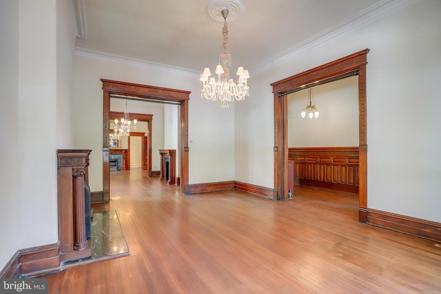 1633 16TH ST NW, WASHINGTON, District Of Columbia 20009, 12 Bedrooms Bedrooms, ,10 BathroomsBathrooms,Residential,For sale,1633 16TH ST NW,DCDC2222596 MLS # DCDC2222596