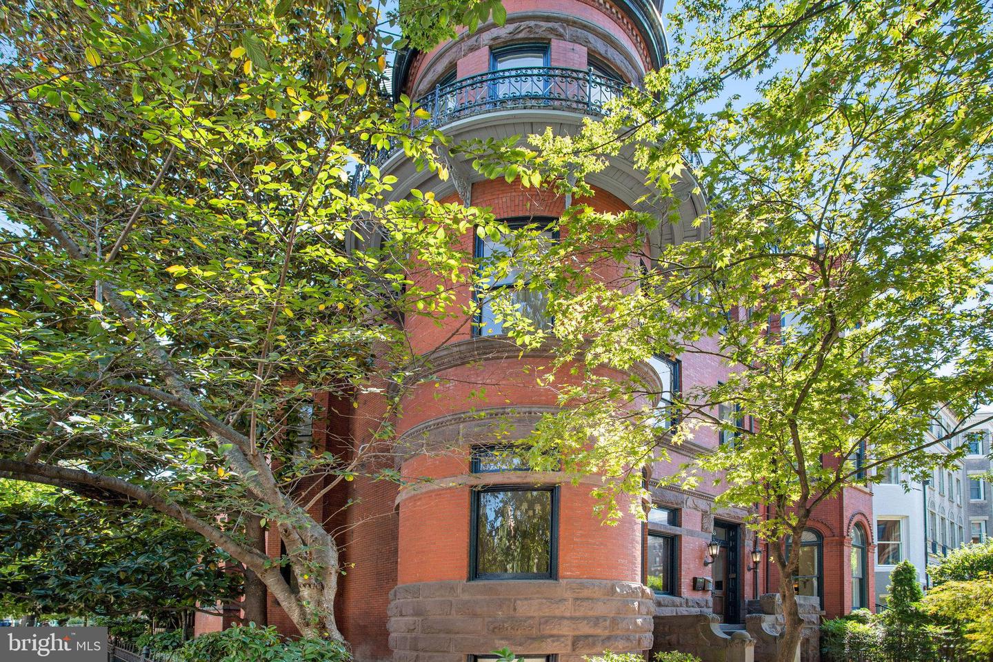 1633 16TH ST NW, WASHINGTON, District Of Columbia 20009, 12 Bedrooms Bedrooms, ,10 BathroomsBathrooms,Residential,For sale,1633 16TH ST NW,DCDC2222596 MLS # DCDC2222596