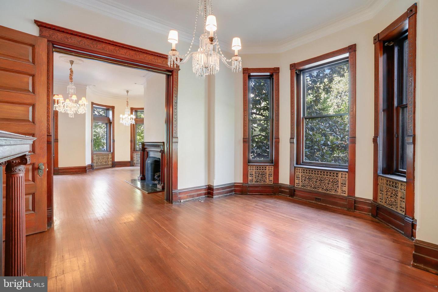 1633 16TH ST NW, WASHINGTON, District Of Columbia 20009, 12 Bedrooms Bedrooms, ,10 BathroomsBathrooms,Residential,For sale,1633 16TH ST NW,DCDC2222596 MLS # DCDC2222596