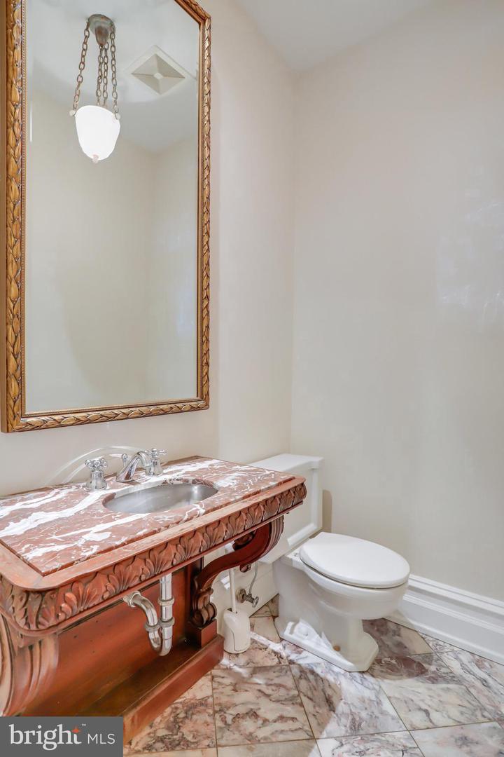 1633 16TH ST NW, WASHINGTON, District Of Columbia 20009, 12 Bedrooms Bedrooms, ,10 BathroomsBathrooms,Residential,For sale,1633 16TH ST NW,DCDC2222596 MLS # DCDC2222596