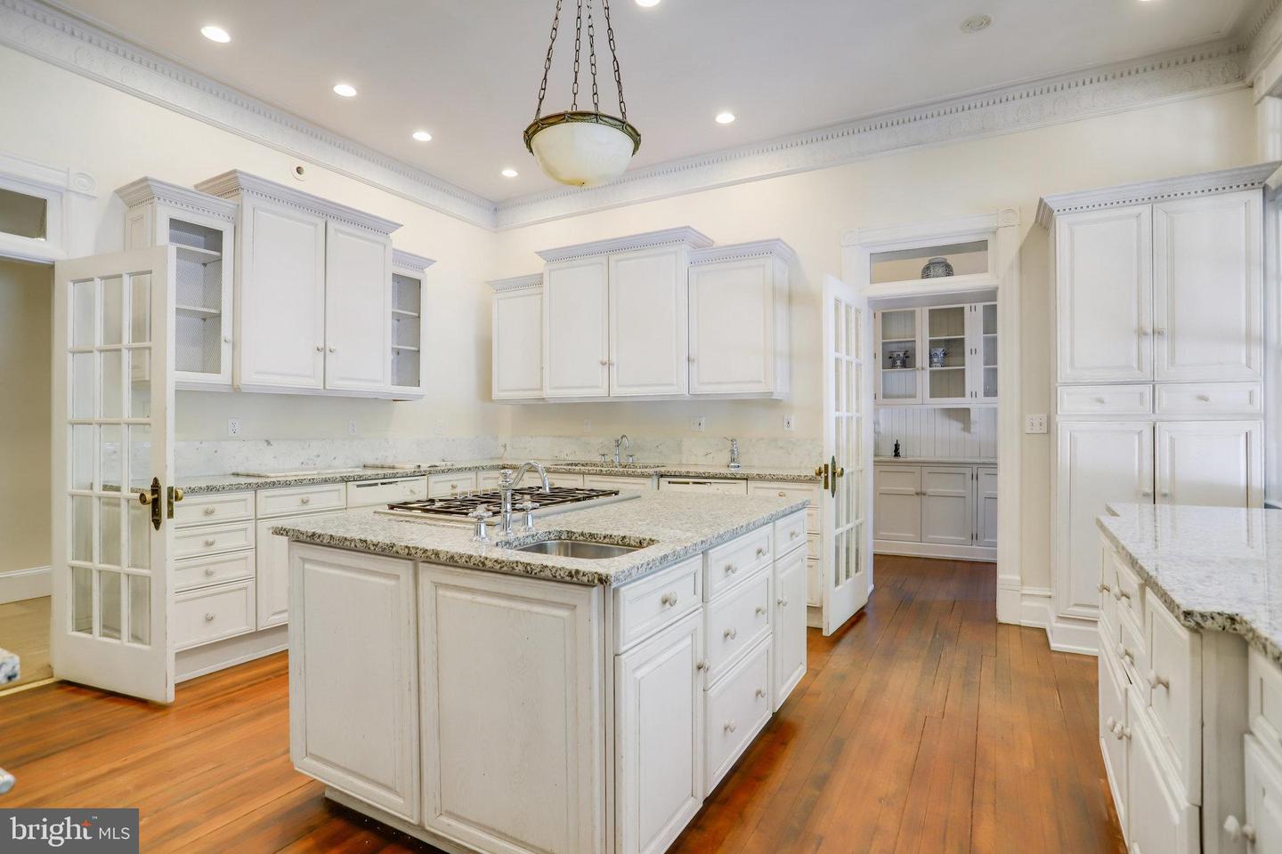 1633 16TH ST NW, WASHINGTON, District Of Columbia 20009, 12 Bedrooms Bedrooms, ,10 BathroomsBathrooms,Residential,For sale,1633 16TH ST NW,DCDC2222596 MLS # DCDC2222596