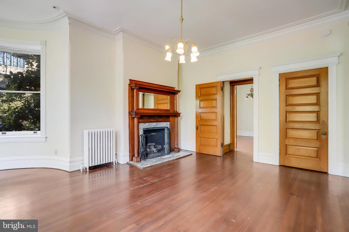 1633 16TH ST NW, WASHINGTON, District Of Columbia 20009, 12 Bedrooms Bedrooms, ,10 BathroomsBathrooms,Residential,For sale,1633 16TH ST NW,DCDC2222596 MLS # DCDC2222596