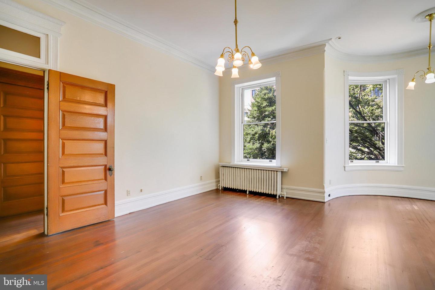 1633 16TH ST NW, WASHINGTON, District Of Columbia 20009, 12 Bedrooms Bedrooms, ,10 BathroomsBathrooms,Residential,For sale,1633 16TH ST NW,DCDC2222596 MLS # DCDC2222596
