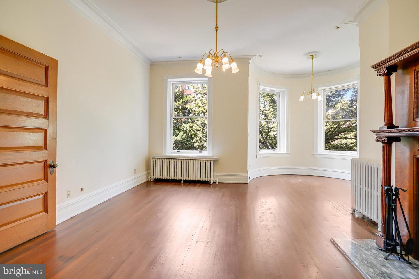 1633 16TH ST NW, WASHINGTON, District Of Columbia 20009, 12 Bedrooms Bedrooms, ,10 BathroomsBathrooms,Residential,For sale,1633 16TH ST NW,DCDC2222596 MLS # DCDC2222596