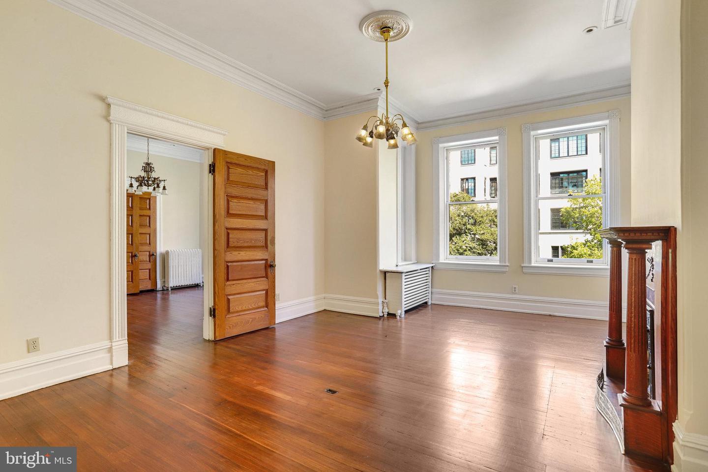 1633 16TH ST NW, WASHINGTON, District Of Columbia 20009, 12 Bedrooms Bedrooms, ,10 BathroomsBathrooms,Residential,For sale,1633 16TH ST NW,DCDC2222596 MLS # DCDC2222596