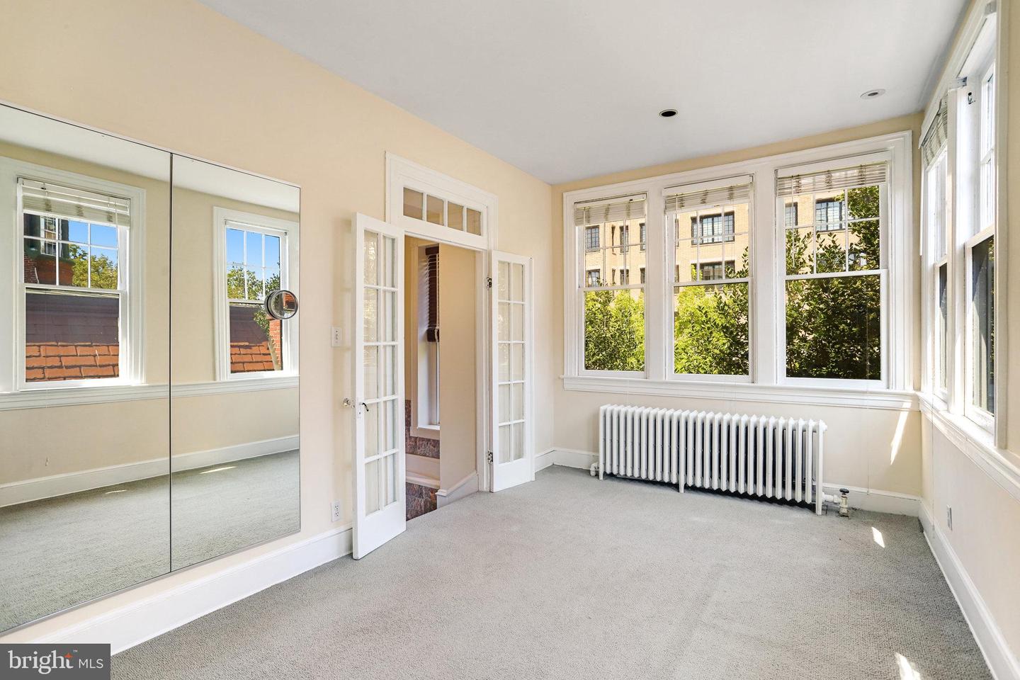 1633 16TH ST NW, WASHINGTON, District Of Columbia 20009, 12 Bedrooms Bedrooms, ,10 BathroomsBathrooms,Residential,For sale,1633 16TH ST NW,DCDC2222596 MLS # DCDC2222596