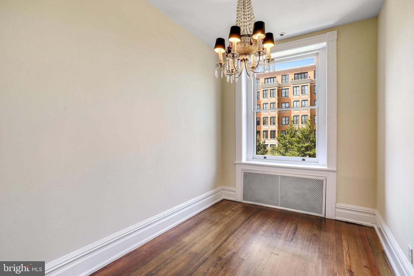 1633 16TH ST NW, WASHINGTON, District Of Columbia 20009, 12 Bedrooms Bedrooms, ,10 BathroomsBathrooms,Residential,For sale,1633 16TH ST NW,DCDC2222596 MLS # DCDC2222596