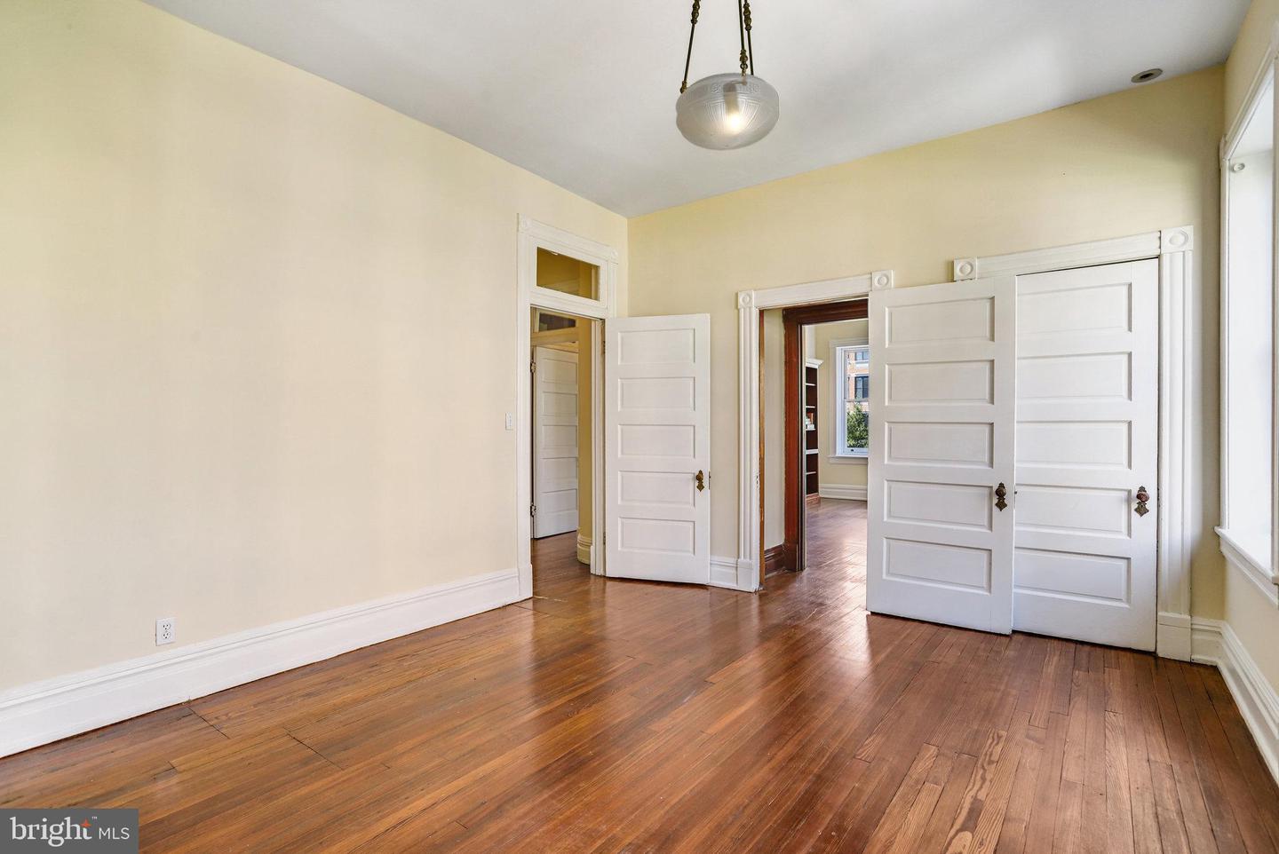 1633 16TH ST NW, WASHINGTON, District Of Columbia 20009, 12 Bedrooms Bedrooms, ,10 BathroomsBathrooms,Residential,For sale,1633 16TH ST NW,DCDC2222596 MLS # DCDC2222596