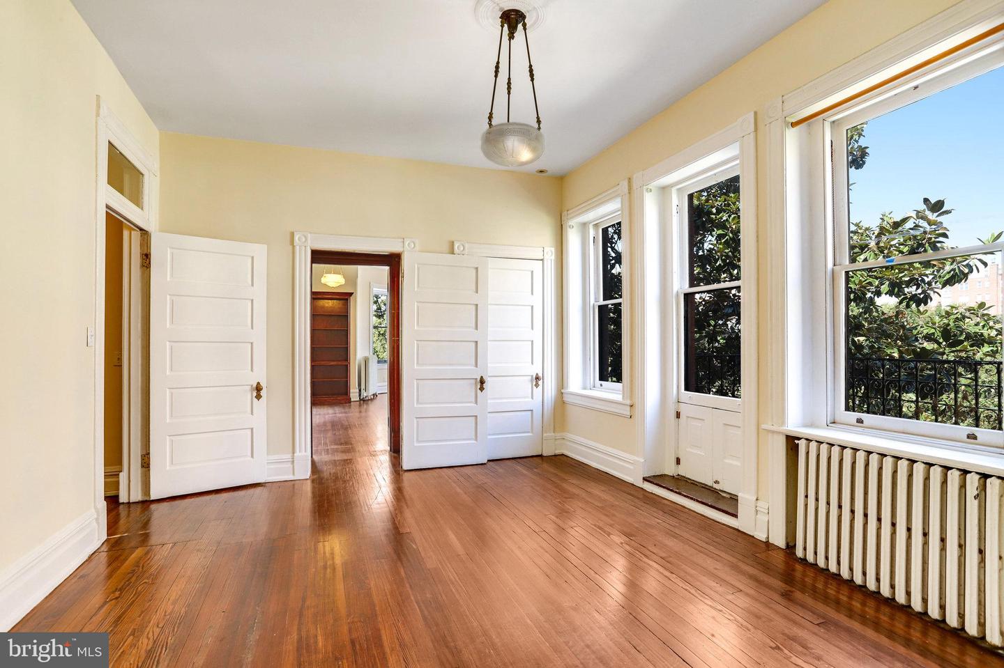 1633 16TH ST NW, WASHINGTON, District Of Columbia 20009, 12 Bedrooms Bedrooms, ,10 BathroomsBathrooms,Residential,For sale,1633 16TH ST NW,DCDC2222596 MLS # DCDC2222596