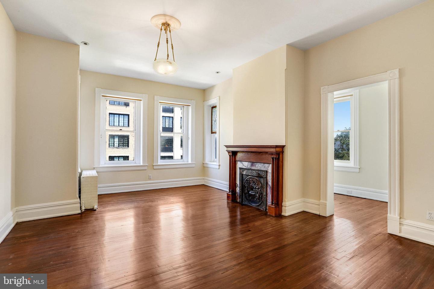 1633 16TH ST NW, WASHINGTON, District Of Columbia 20009, 12 Bedrooms Bedrooms, ,10 BathroomsBathrooms,Residential,For sale,1633 16TH ST NW,DCDC2222596 MLS # DCDC2222596