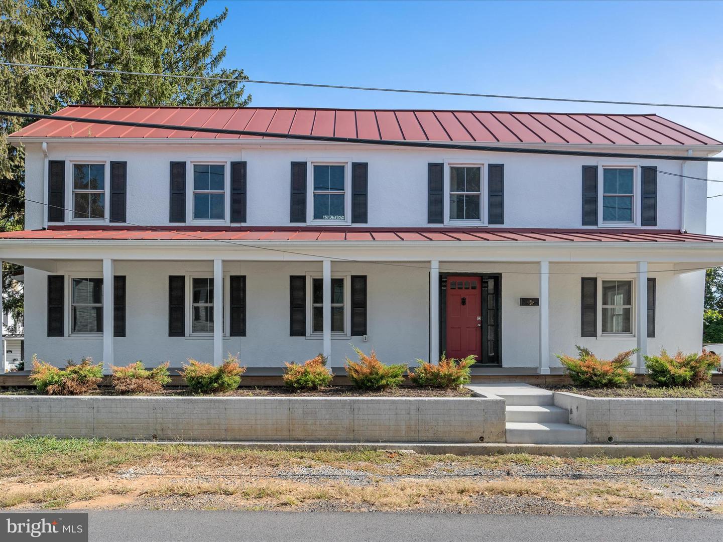 112 TREADWELL ST, BERRYVILLE, Virginia 22611, 4 Bedrooms Bedrooms, ,4 BathroomsBathrooms,Residential,For sale,112 TREADWELL ST,VACL2006064 MLS # VACL2006064