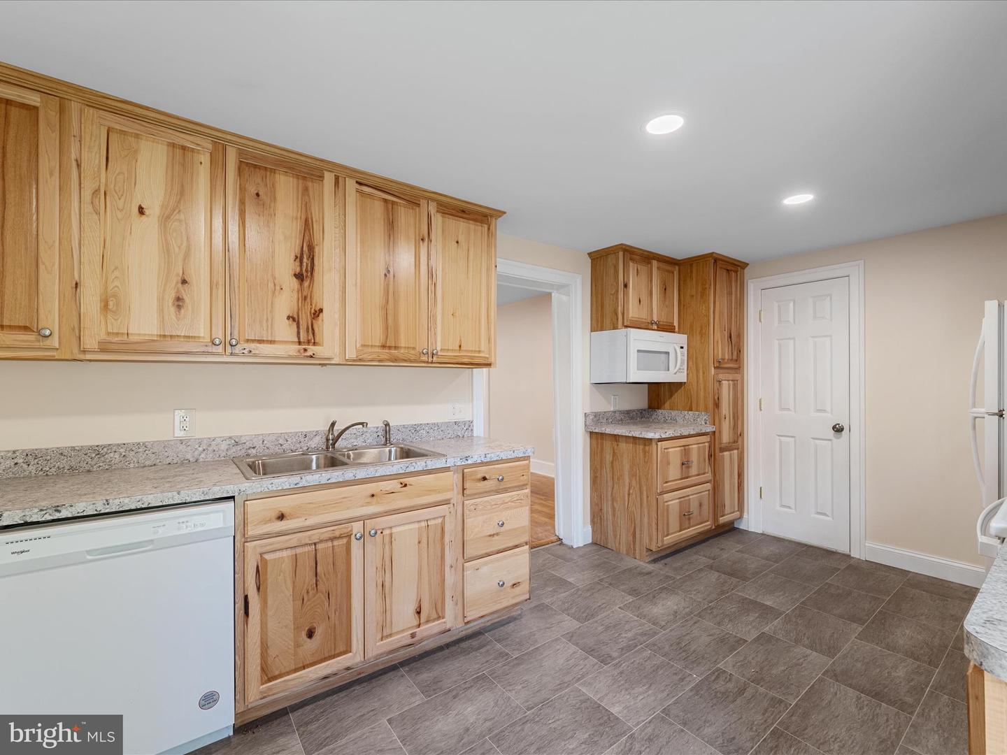 112 TREADWELL ST, BERRYVILLE, Virginia 22611, 4 Bedrooms Bedrooms, ,4 BathroomsBathrooms,Residential,For sale,112 TREADWELL ST,VACL2006064 MLS # VACL2006064