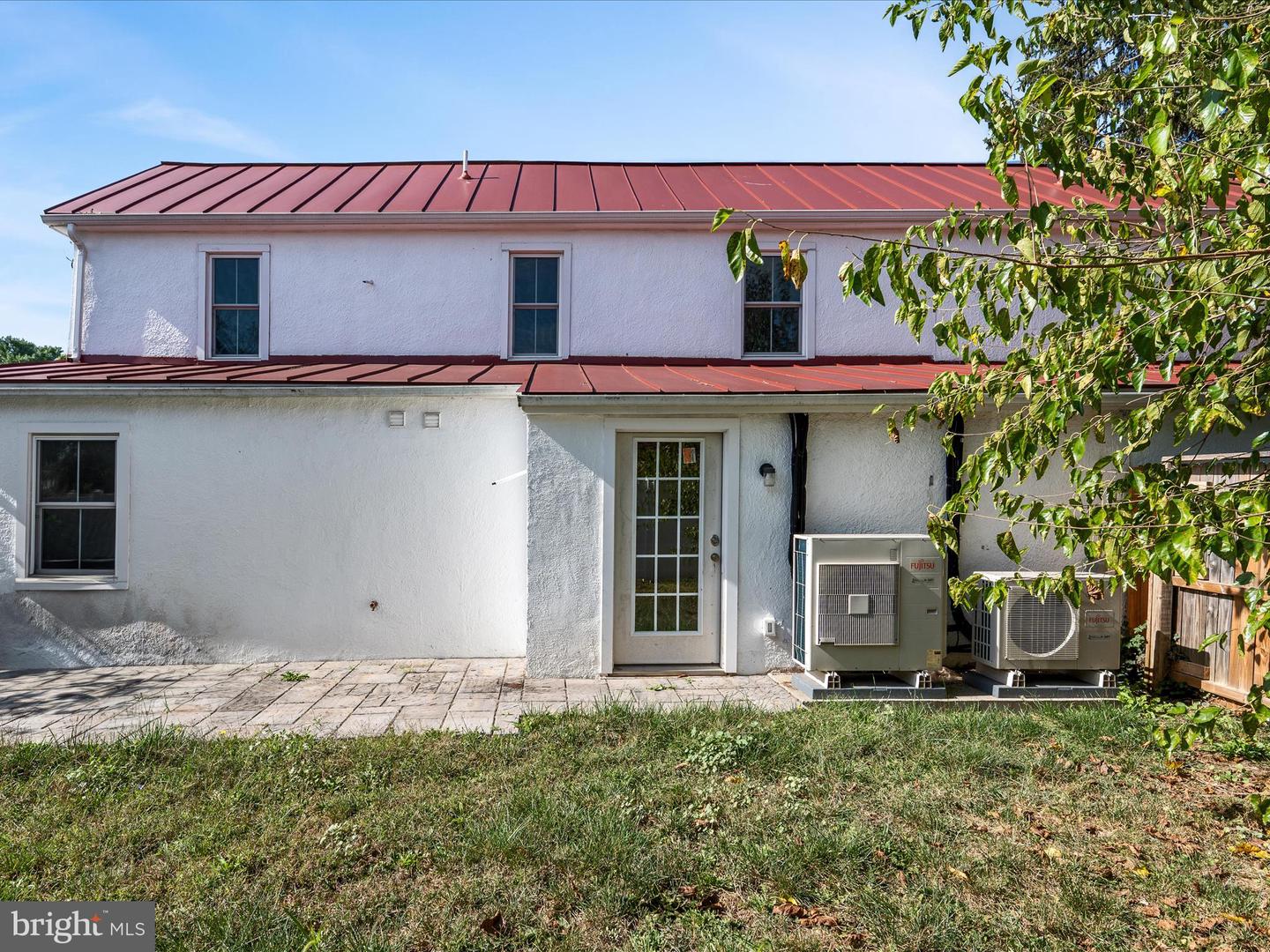112 TREADWELL ST, BERRYVILLE, Virginia 22611, 4 Bedrooms Bedrooms, ,4 BathroomsBathrooms,Residential,For sale,112 TREADWELL ST,VACL2006064 MLS # VACL2006064