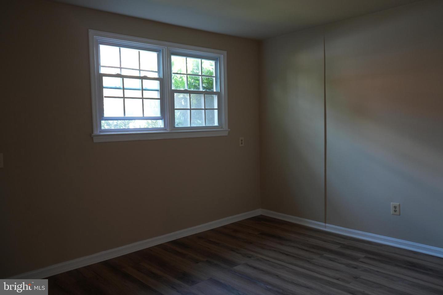 4261 FOX LAKE DR, FAIRFAX, Virginia 22033, 4 Bedrooms Bedrooms, 8 Rooms Rooms,3 BathroomsBathrooms,Residential,For sale,4261 FOX LAKE DR,VAFX2267492 MLS # VAFX2267492