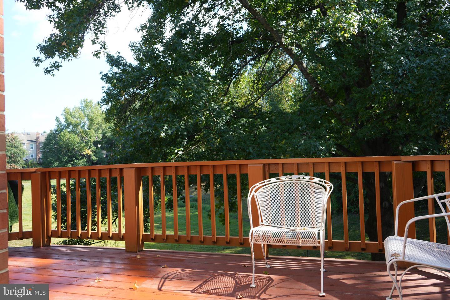 4261 FOX LAKE DR, FAIRFAX, Virginia 22033, 4 Bedrooms Bedrooms, 8 Rooms Rooms,3 BathroomsBathrooms,Residential,For sale,4261 FOX LAKE DR,VAFX2267492 MLS # VAFX2267492
