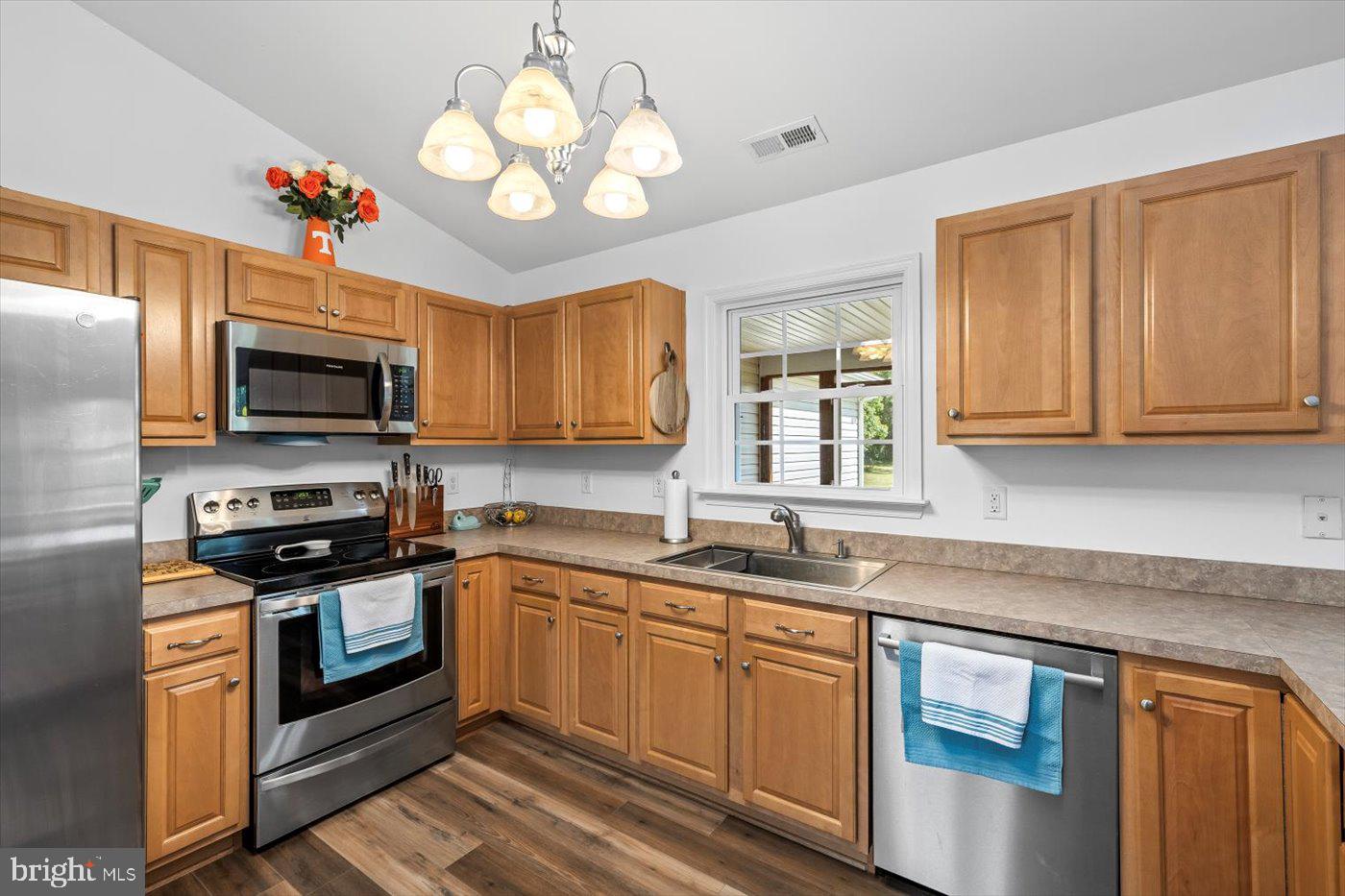 9900 DUERSON LN, PARTLOW, Virginia 22534, 3 Bedrooms Bedrooms, ,2 BathroomsBathrooms,Residential,For sale,9900 DUERSON LN,VASP2036270 MLS # VASP2036270