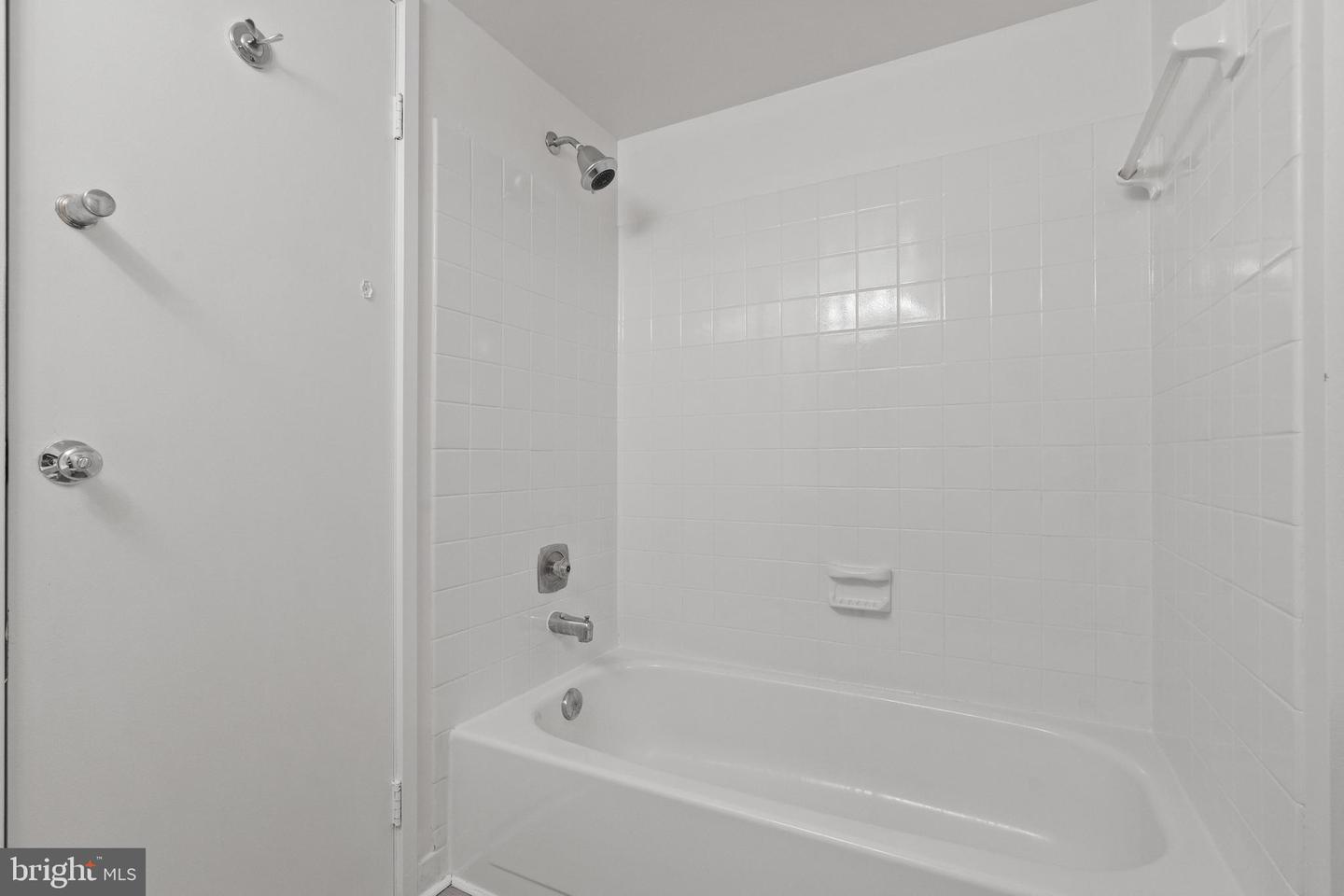 11723 KARBON HILL CT #204, RESTON, Virginia 20191, 3 Bedrooms Bedrooms, ,2 BathroomsBathrooms,Residential,For sale,11723 KARBON HILL CT #204,VAFX2267482 MLS # VAFX2267482