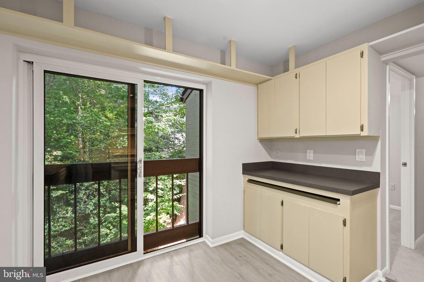 11723 KARBON HILL CT #204, RESTON, Virginia 20191, 3 Bedrooms Bedrooms, ,2 BathroomsBathrooms,Residential,For sale,11723 KARBON HILL CT #204,VAFX2267482 MLS # VAFX2267482