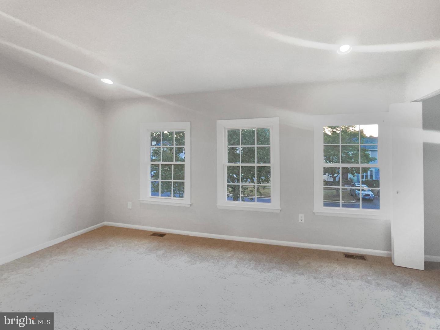 14600 STONE RANGE DR, CENTREVILLE, Virginia 20120, 3 Bedrooms Bedrooms, ,2 BathroomsBathrooms,Residential,For sale,14600 STONE RANGE DR,VAFX2267504 MLS # VAFX2267504