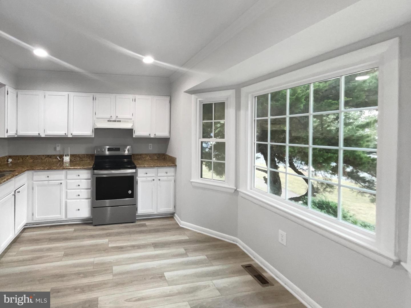 14600 STONE RANGE DR, CENTREVILLE, Virginia 20120, 3 Bedrooms Bedrooms, ,2 BathroomsBathrooms,Residential,For sale,14600 STONE RANGE DR,VAFX2267504 MLS # VAFX2267504