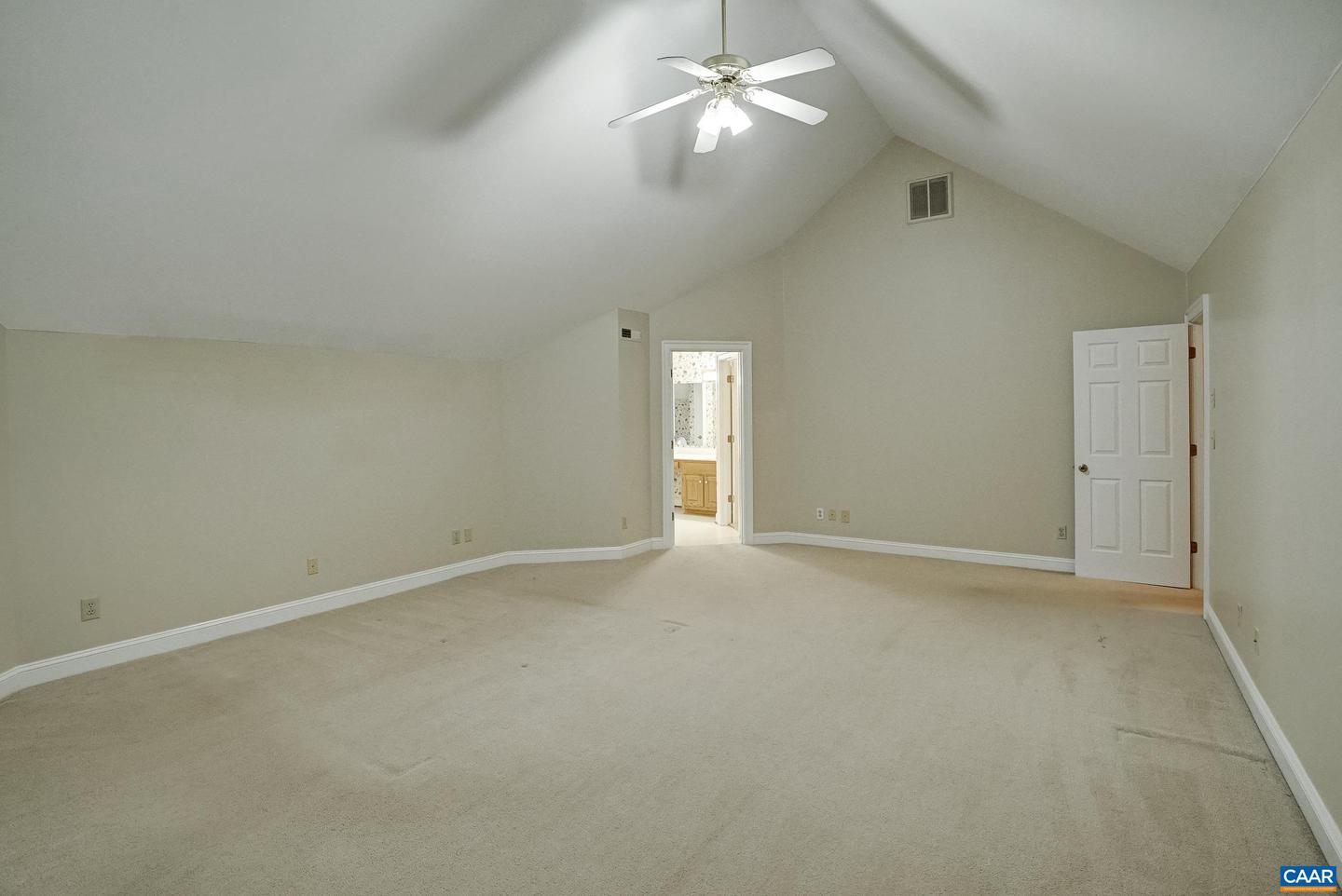 3371 COTSWOLD LN, KESWICK, Virginia 22947, 4 Bedrooms Bedrooms, ,2 BathroomsBathrooms,Residential,For sale,3371 COTSWOLD LN,669043 MLS # 669043