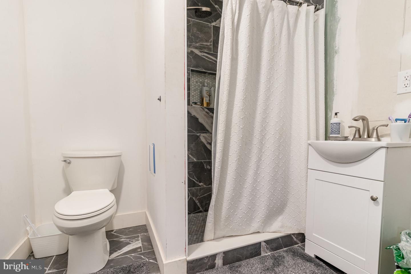 4381 MULBERRY RD, WARSAW, Virginia 22572, 3 Bedrooms Bedrooms, 7 Rooms Rooms,2 BathroomsBathrooms,Residential,For sale,4381 MULBERRY RD,VARV2000550 MLS # VARV2000550