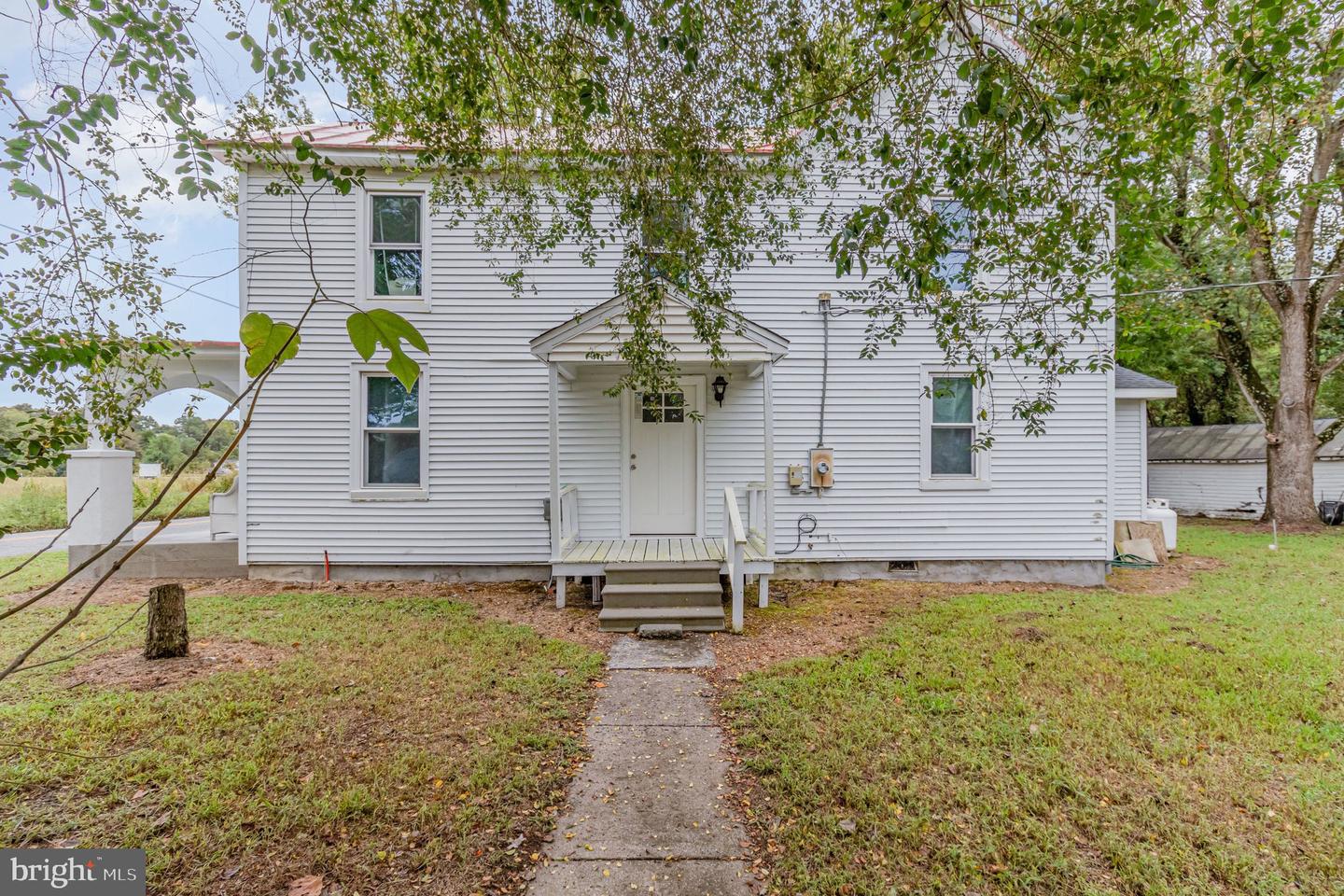 4381 MULBERRY RD, WARSAW, Virginia 22572, 3 Bedrooms Bedrooms, 7 Rooms Rooms,2 BathroomsBathrooms,Residential,For sale,4381 MULBERRY RD,VARV2000550 MLS # VARV2000550