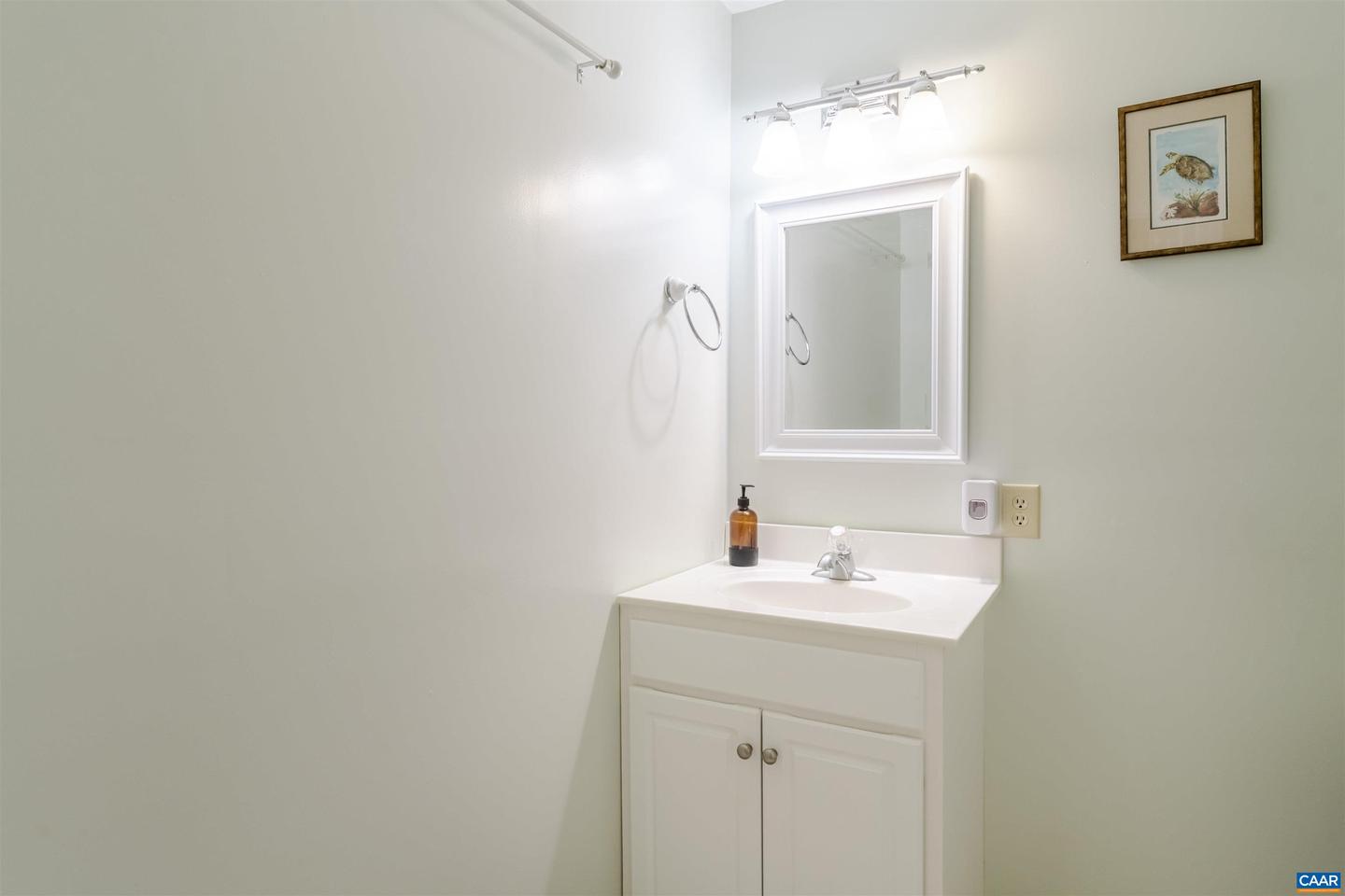 691 OLD ROSELAND RD, ROSELAND, Virginia 22967, 3 Bedrooms Bedrooms, ,2 BathroomsBathrooms,Residential,For sale,691 OLD ROSELAND RD,669046 MLS # 669046