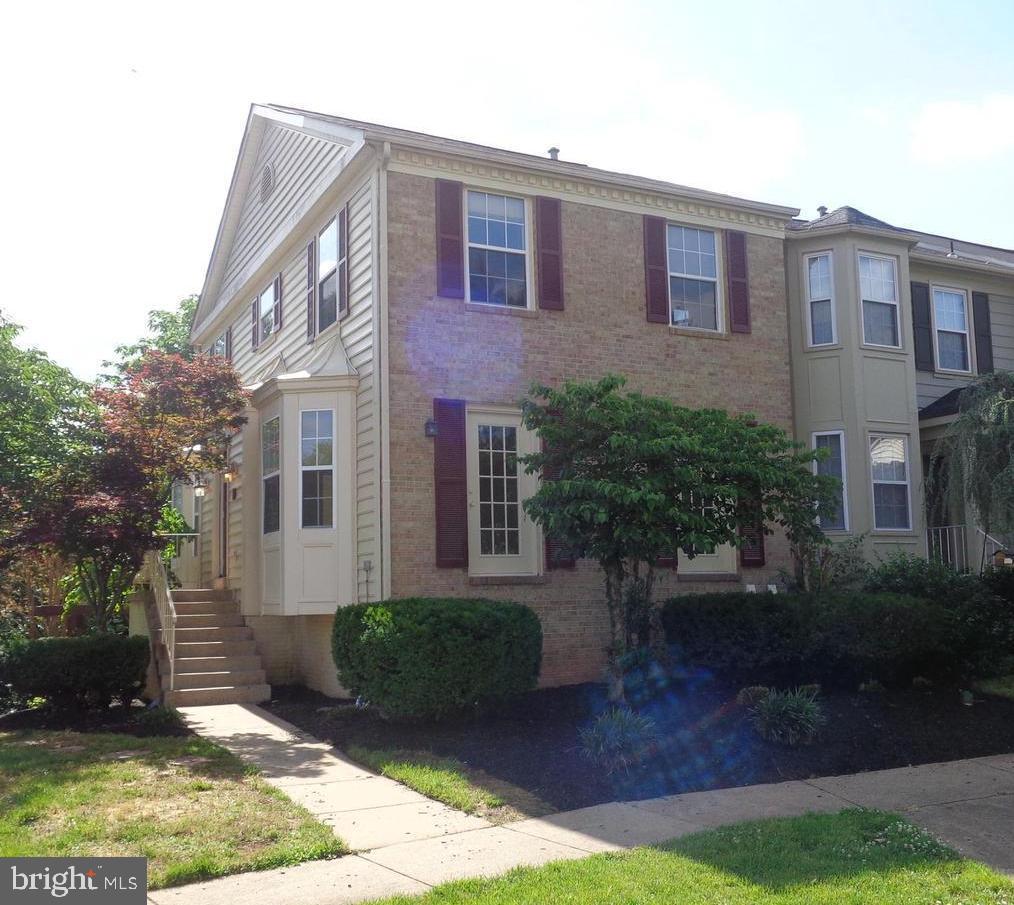 7801 BROOKVIEW CT, MANASSAS, Virginia 20109, 3 Bedrooms Bedrooms, ,2 BathroomsBathrooms,Residential,For sale,7801 BROOKVIEW CT,VAPW2104130 MLS # VAPW2104130