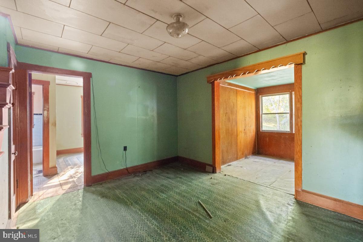 7189 MIDDLE RD, MIDDLETOWN, Virginia 22645, 1 Bedroom Bedrooms, ,1 BathroomBathrooms,Residential,For sale,7189 MIDDLE RD,VAFV2036808 MLS # VAFV2036808