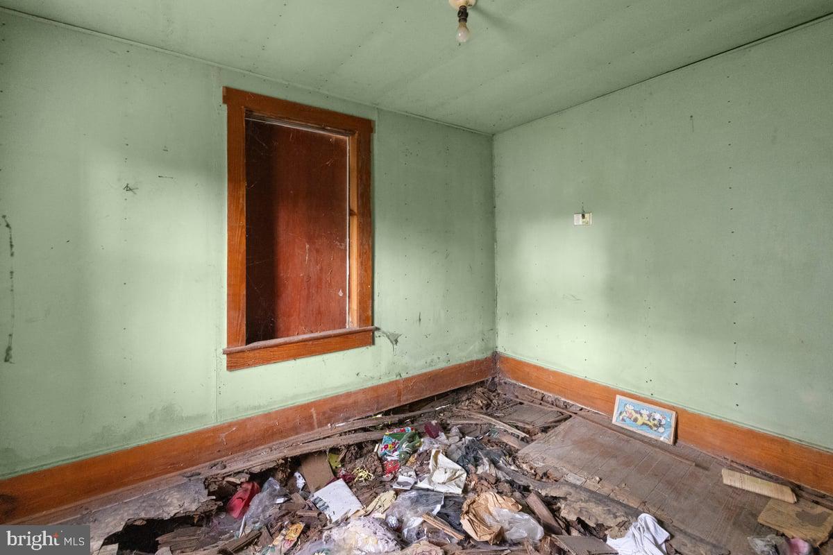 7189 MIDDLE RD, MIDDLETOWN, Virginia 22645, 1 Bedroom Bedrooms, ,1 BathroomBathrooms,Residential,For sale,7189 MIDDLE RD,VAFV2036808 MLS # VAFV2036808