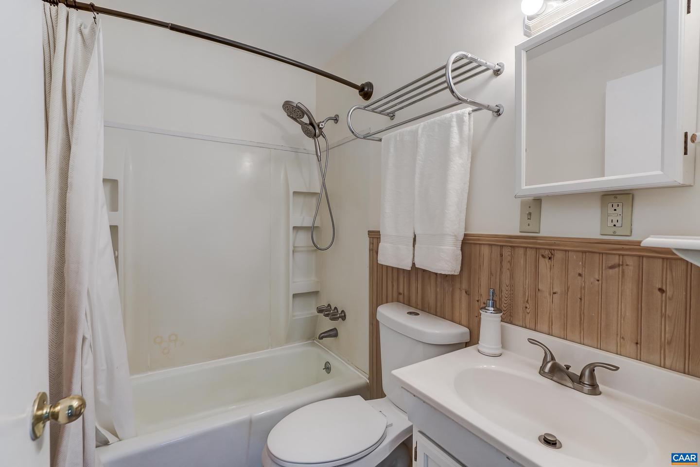 3161 ROLLING RD S, SCOTTSVILLE, Virginia 24590, 3 Bedrooms Bedrooms, ,1 BathroomBathrooms,Residential,For sale,3161 ROLLING RD S,669047 MLS # 669047