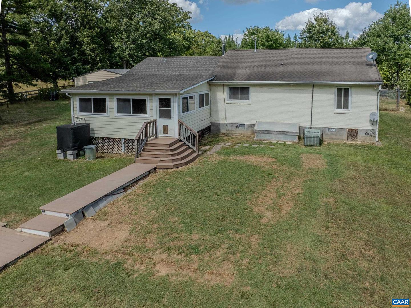 3161 ROLLING RD S, SCOTTSVILLE, Virginia 24590, 3 Bedrooms Bedrooms, ,1 BathroomBathrooms,Residential,For sale,3161 ROLLING RD S,669047 MLS # 669047
