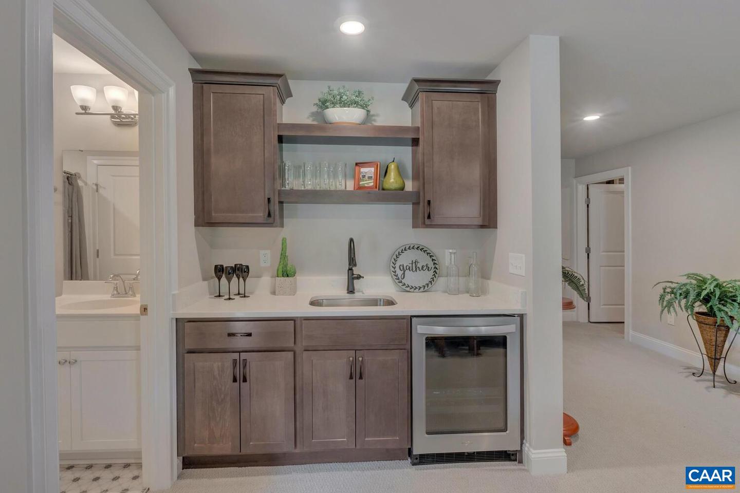115 RIPARIAN CT, CHARLOTTESVILLE, Virginia 22911, 3 Bedrooms Bedrooms, ,2 BathroomsBathrooms,Residential,For sale,115 RIPARIAN CT,669050 MLS # 669050