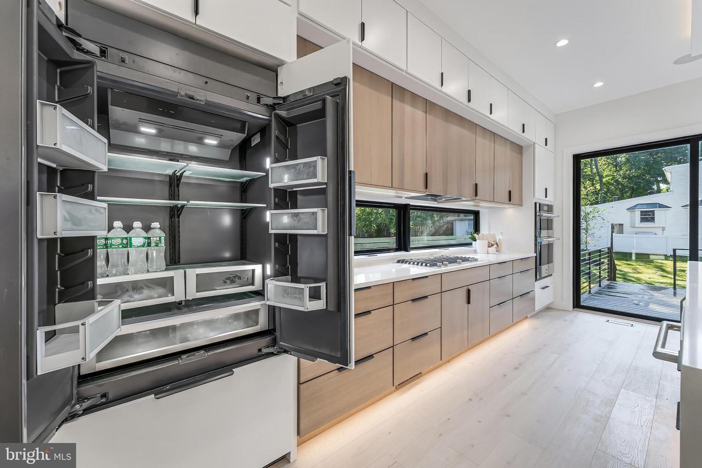 3215 COFER RD, FALLS CHURCH, Virginia 22042, 5 Bedrooms Bedrooms, ,5 BathroomsBathrooms,Residential,For sale,3215 COFER RD,VAFX2228198 MLS # VAFX2228198