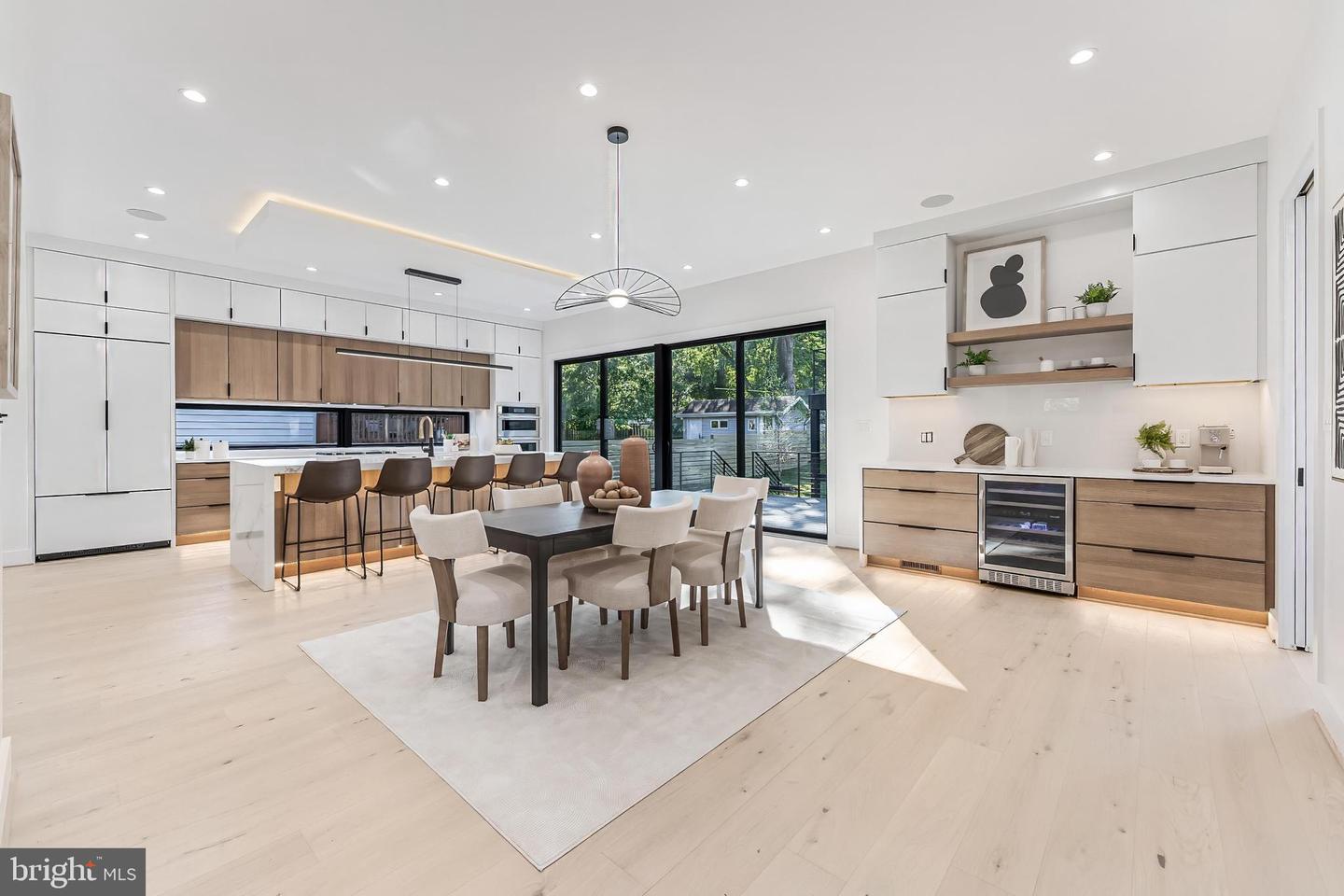 3215 COFER RD, FALLS CHURCH, Virginia 22042, 5 Bedrooms Bedrooms, ,5 BathroomsBathrooms,Residential,For sale,3215 COFER RD,VAFX2228198 MLS # VAFX2228198
