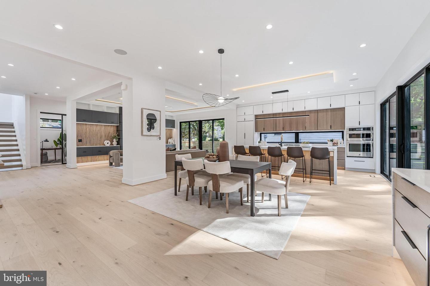 3215 COFER RD, FALLS CHURCH, Virginia 22042, 5 Bedrooms Bedrooms, ,5 BathroomsBathrooms,Residential,For sale,3215 COFER RD,VAFX2228198 MLS # VAFX2228198
