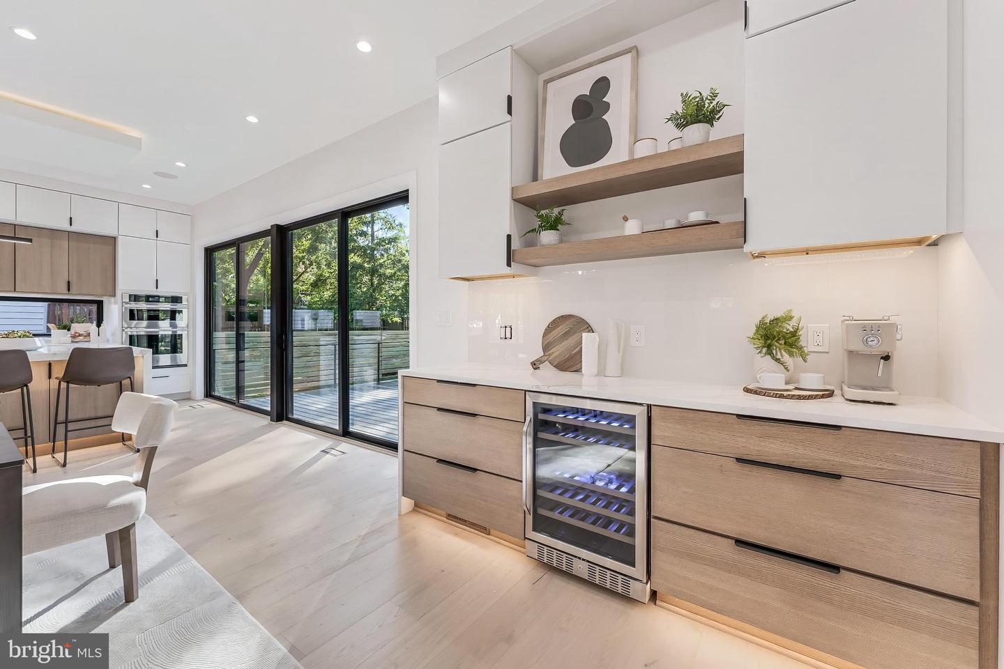 3215 COFER RD, FALLS CHURCH, Virginia 22042, 5 Bedrooms Bedrooms, ,5 BathroomsBathrooms,Residential,For sale,3215 COFER RD,VAFX2228198 MLS # VAFX2228198