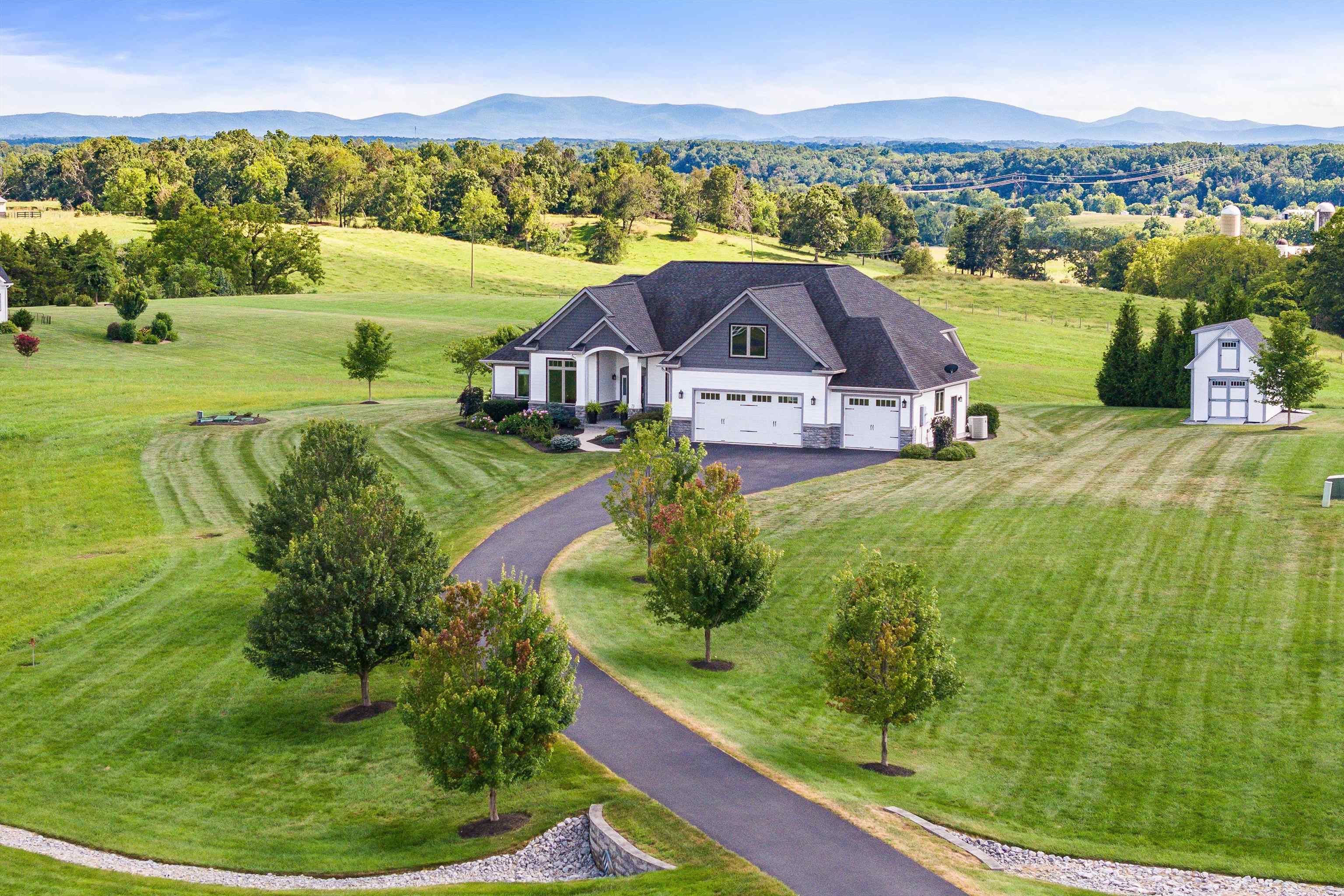 73 BAILEY RD, FORT DEFIANCE, Virginia 24437, 4 Bedrooms Bedrooms, ,2 BathroomsBathrooms,Residential,73 BAILEY RD,668369 MLS # 668369