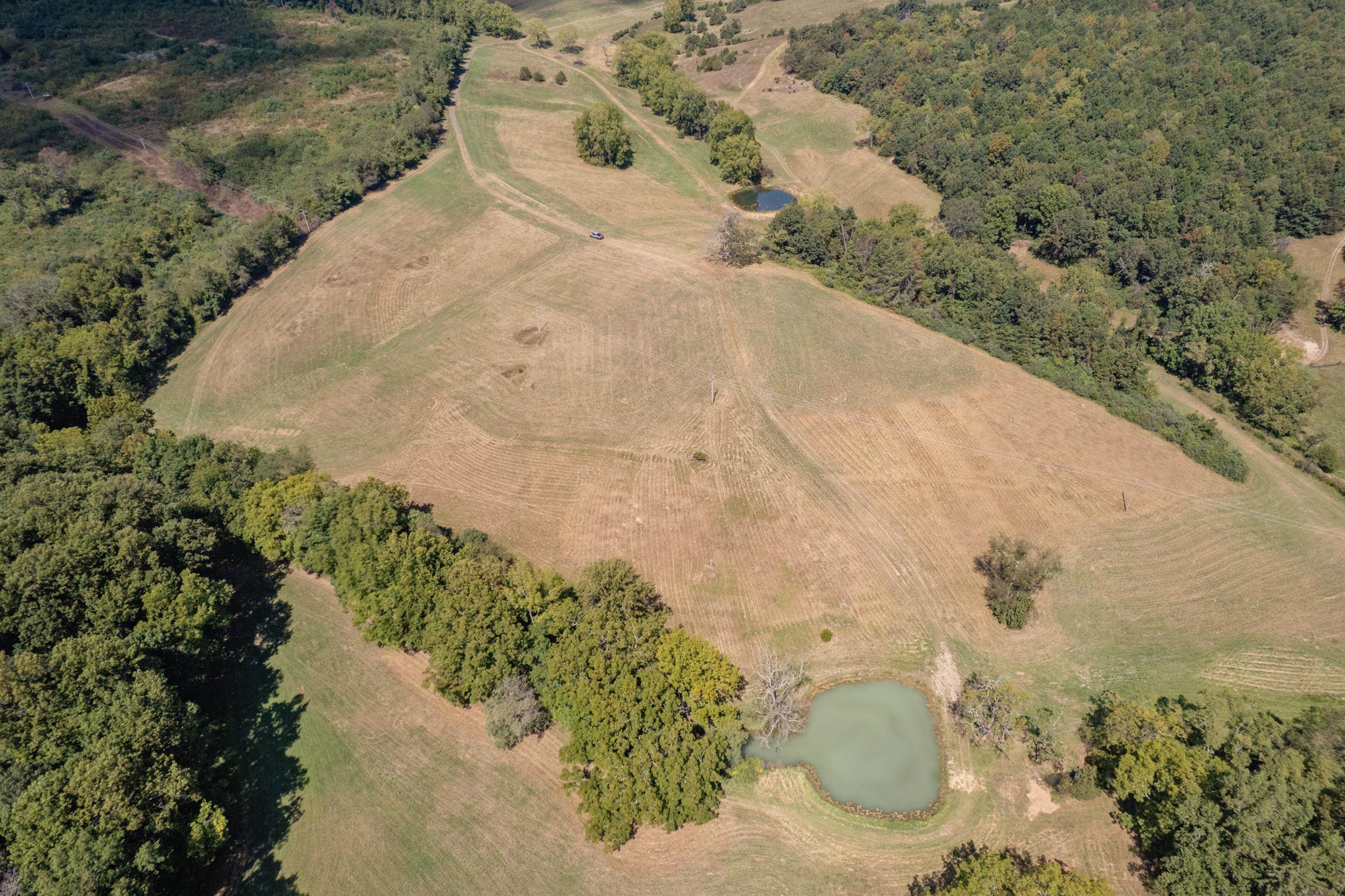 1370 MIDDLEBROOK RD, STAUNTON, Virginia 24401, 5 Bedrooms Bedrooms, ,4 BathroomsBathrooms,Residential,Lola's Farm https://view.spiro.media/1370-middl,1370 MIDDLEBROOK RD,669053 MLS # 669053