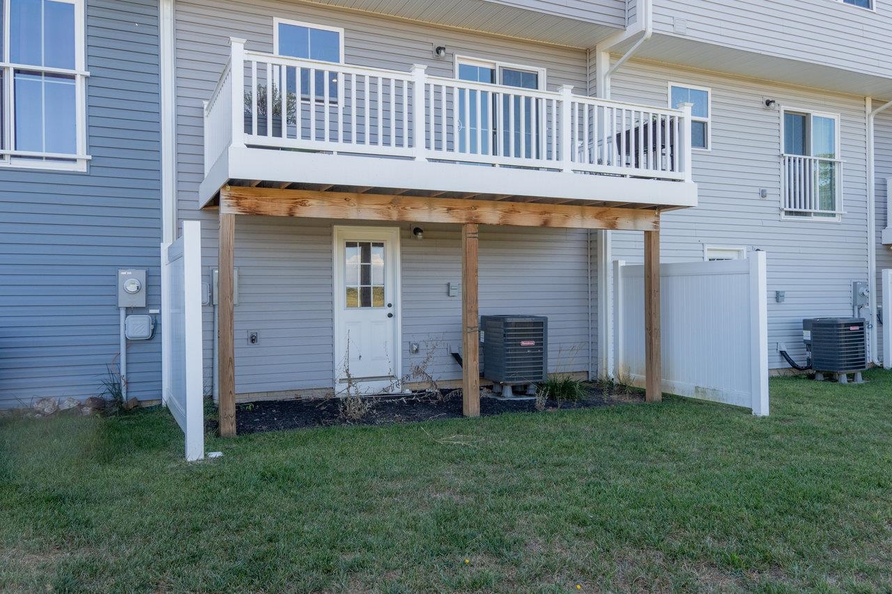 775 CARSON CIR, GROTTOES, Virginia 24441, 3 Bedrooms Bedrooms, ,2 BathroomsBathrooms,Residential,775 CARSON CIR,669054 MLS # 669054