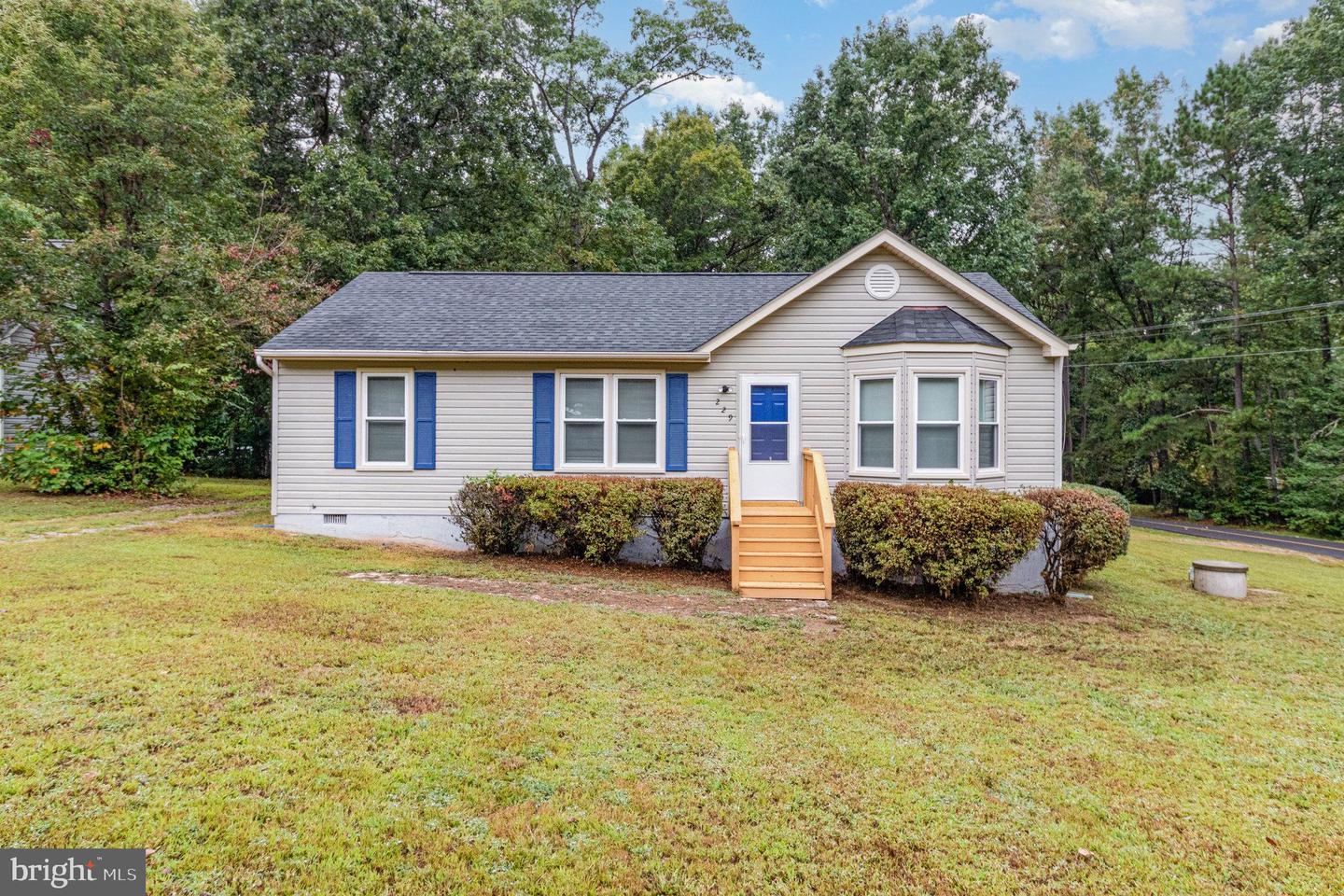 229 ESTATE DR, RUTHER GLEN, Virginia 22546, 3 Bedrooms Bedrooms, ,2 BathroomsBathrooms,Residential,For sale,229 ESTATE DR,VACV2008664 MLS # VACV2008664