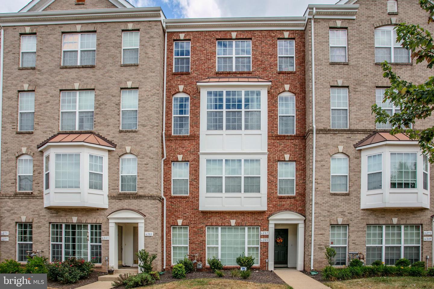 6287 ASTER HAVEN CIR #8, HAYMARKET, Virginia 20169, 3 Bedrooms Bedrooms, ,2 BathroomsBathrooms,Residential,For sale,6287 ASTER HAVEN CIR #8,VAPW2101722 MLS # VAPW2101722