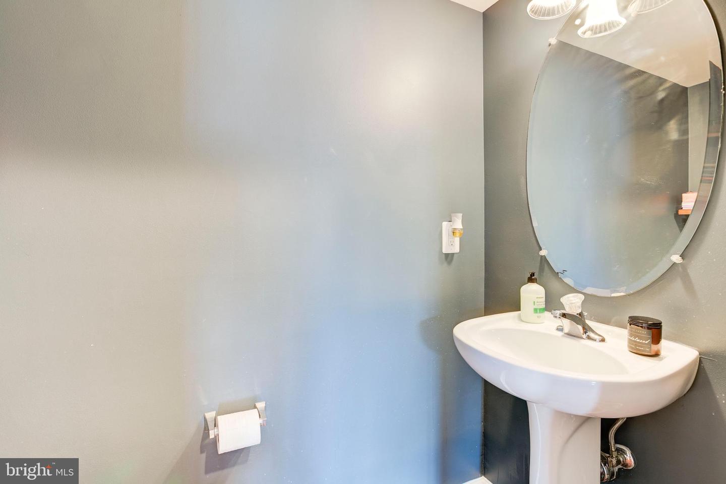 6287 ASTER HAVEN CIR #8, HAYMARKET, Virginia 20169, 3 Bedrooms Bedrooms, ,2 BathroomsBathrooms,Residential,For sale,6287 ASTER HAVEN CIR #8,VAPW2101722 MLS # VAPW2101722