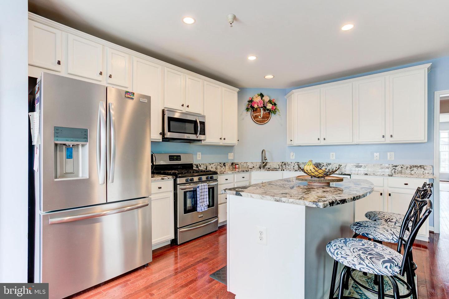 6287 ASTER HAVEN CIR #8, HAYMARKET, Virginia 20169, 3 Bedrooms Bedrooms, ,2 BathroomsBathrooms,Residential,For sale,6287 ASTER HAVEN CIR #8,VAPW2101722 MLS # VAPW2101722