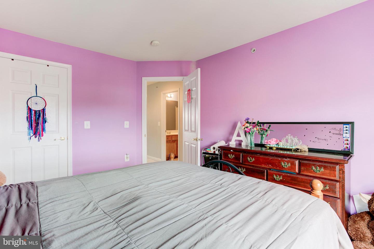 6287 ASTER HAVEN CIR #8, HAYMARKET, Virginia 20169, 3 Bedrooms Bedrooms, ,2 BathroomsBathrooms,Residential,For sale,6287 ASTER HAVEN CIR #8,VAPW2101722 MLS # VAPW2101722